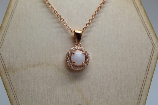 Sweet Pea Necklace - Image 3